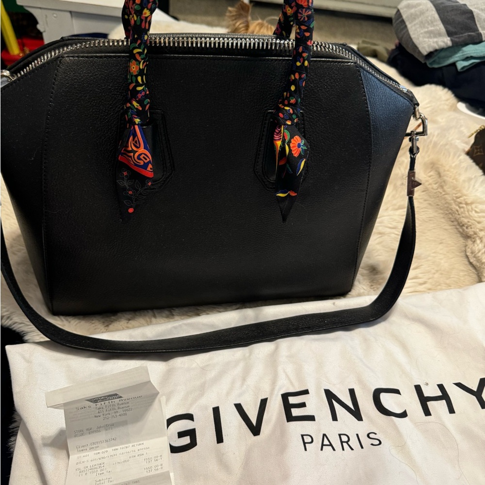 Givenchy Antigona